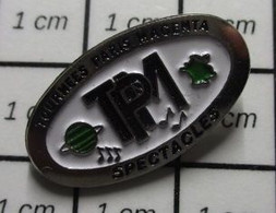 1415a Pin's Pins / Beau Et Rare / MUSIQUE / JOURNEES PARIS MAGENTA SPECTACLES TPM NEPTUNE - Musique