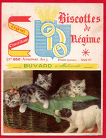 Buvard Biscottes Odo à Annonay. Chien Et Chats. - Zwieback