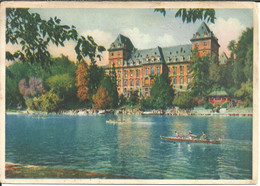 Torino (Piemonte) Castello Del Valentino, Barche Canottaggio Sul Po, Valentino Castle, Po River, Rowing Boats - Castello Del Valentino