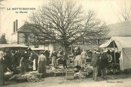 Lamotte Beuvron * La Place Du Marché * Foire Marchands * Arbre - Lamotte Beuvron