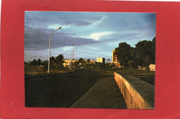 ILE DE LA REUNION----Entrée De Sainte-Denis Par Le Littoral---voir 2 Scans - Saint Denis