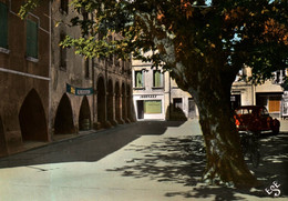 30 /ROQUEMAURE / PLACE DE LA MAIRIE / LES ARCEAUX / 2 CV ROUGE !!  / TRES JOLIE CPSM - Roquemaure