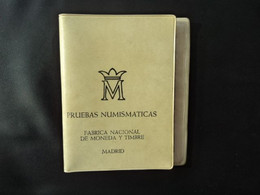 ESPAGNE * : PRUEBAS NUMISMATICA - SÉRIE PROOF 1975 (76)   CB 183 / CMB 565 / KM PS4      PROOF  ** - Münz- Und Jahressets