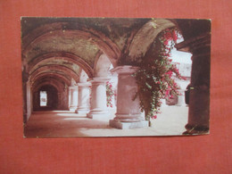 Convento De Capuchinos Antigua   Guatemala  Has    Stamp & Cancel     Ref 5787 - Guatemala
