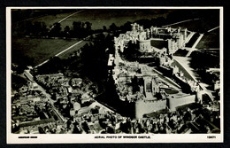 Ref 1574 -  Early Aerial Real Photo Postcard - Windsor Castle Berkshire - Windsor Castle