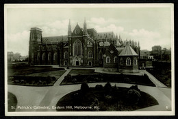 Ref 1576 - Early Postcard - St Patrick's Cathedral -Eastern Hill - Mebourne Australia - Melbourne