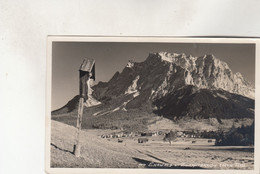 B8011) EHRWALD Mit Zugspitzmassiv - Tirol - Dünn Besiedelt - MATERL Im Vordergrund ALT  1939 - Ehrwald