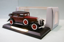 Atlas / Solido - CADILLAC V16 1931 Landaulet Bordeaux BO 1/43 - Solido