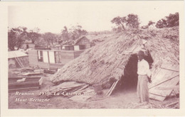 974 - ILE DE LA REUNION - ANNEES 1950 -HAUT BRETAGNE ST DENIS - CASE EN PAILLE - REPRODUCTION CPA - Saint Denis