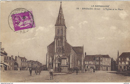 BRIOUZE L'EGLISE ET LA PLACE TBE - Briouze