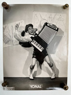 Musique - Accordéon - YONAL - Photographie Studio Harcourt Paris - Célébrités