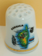 Dé à Coudre De Collection En Porcelaine - CORSICA - Dés à Coudre