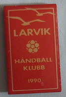 Larvik Handball Klubb Norway Handball Club   PINS A9/5 - Pallamano