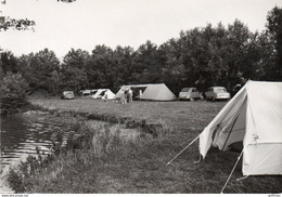 LE PONTET UN COIN DU CAMPING AU BORD DU LAC CPSM GM TBE - Le Pontet