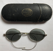 Anciennes Lunettes à Oeil En Fil De Fer Avec étui DE RAVETON CAEN Opticien Place St Pierre Années 20 - Gafas/Lentes