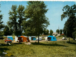 Selles Sur Cher * Le Camping Sur Les Bords De Cher * Automobile Voiture Ancienne - Selles Sur Cher