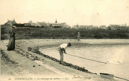 Courseulles * Le Nettoyage Des Huîtres * Ostréiculture - Courseulles-sur-Mer