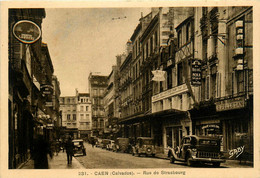 Caen * La Rue De Strasbourg * Automobile Voiture Ancienne * Commerces Magasins - Caen