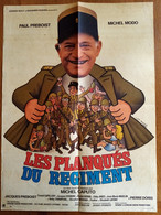 AFFICHE CINEMA ORIGINALE FILM LES PLANQUES DU REGIMENT 1983 PAUL PREBOIST 53.7CMX39.8CM DE M CAPUTO ILLUSTRE LEO KOUPER - Affiches & Posters