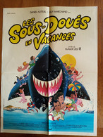 AFFICHE CINEMA ORIGINALE FILM LES SOUS DOUES EN VACANCES 1982 DANIEL AUTEUIL GUY MARCHAND 52.6CMX39.6CM DE CLAUDE ZIDI - Affiches & Posters