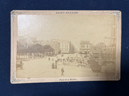 St Nazaire * Photo CDV Cabinet Albumine Circa 1880/1895 * Place De La Marine * Port Attelage Chevaux Chargement Bateaux - Saint Nazaire