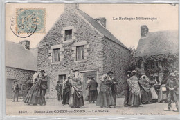 CPA Folklore - LA BRETAGNE PITTORESQUE - Danse Des Cotes Du Nord - La Polka - 3039 - Collection A WARON St Brieuc - Dans