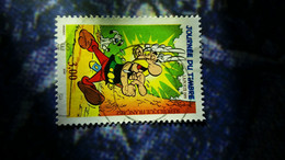 1999 N° 3225 13 1/4 X 13 1/4 OBLITERE DENTELEE ? - Used Stamps