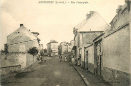 Menucourt * La Rue Principale Du Village * Villageois - Menucourt