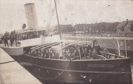 Fotokaart Roeselare ??? Schip Met Personen - Roeselare