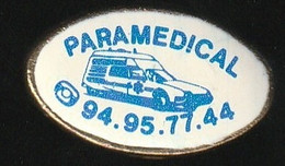 75631-Pin's-ambulance.para-médical à St Raphael En Var - Médical