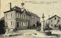 Dépt 48: AUMONT - L’Hôtel De Ville Et La Fontaine - Aumont Aubrac