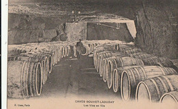 SAUMUR. - Caves BOUVET-LADUBAY. Les Vins En Fûts - Saumur