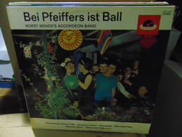 Horst Wende- Bei Pfeiffers Ist Ball - Strumentali