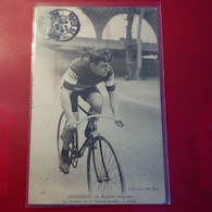 JACQUELIN SUR BICYCLETTE PARIS - Wielrennen