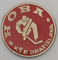 KSK HOBA Bratislava Ice Hockey Club Slovakia  PINS A10/2 - Sports D'hiver