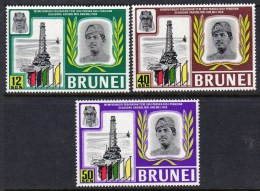 BRUNEI - 1969 OIL WELLS SET (3V) FINE MNH ** SG169-171 - Brunei (...-1984)