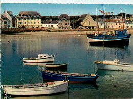 Crozon * Morgat * Le Fond Du Port Et La Nouvelle église - Crozon