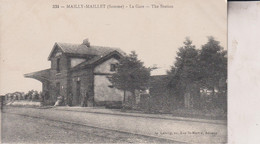 FRANCE -  MAILLY-MAILLET.  La Gare - Railway Station - Otros & Sin Clasificación