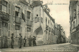 Ancenis * Rue Et Le Cercle Militaire * Militaria - Ancenis