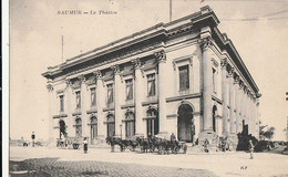 SAUMUR. - Le Théâtre. Attelages - Saumur
