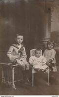 Carte-photo : Portrait En Studio D'enfants - Marinière (Photo Midget Lyon - 23/12/1913) (BP) - Personnes Anonymes