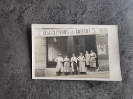 CARTE POSTALE PHOTOGRAPHIE ECONOMIE ARTISANAT INSCRIPTIONS SUR CALICOT ALENCON ? PEINTRE EN LETTRES ANNEES 30 BE - Artisanat