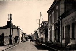 Guémené Penfao * La Rue De La Poste * Ptt - Guémené-Penfao