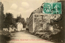 Vic Sur Aisne * La Rue De Noyon * Le Moulin * Minoterie - Vic Sur Aisne