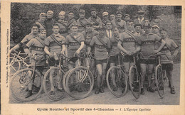 93-AUBERVILLIERS- CYCLE ROUTIER ET SPORTIF DES 4 CHEMINS- 1 L'EQUIPE CYCLISTE - Aubervilliers