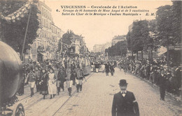 94-VINCENNES-CAVALCADE DE L'AVIATION GROUPE DE 16 HUSSARDS DE MME ANGOT ET DE 2 CANTINIERES SUIVI DU CHAR .. - Vincennes