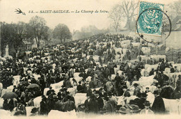 St Saulge * Le Champ De Foire , Place * Marché Aux Bestiaux * Marchands - Autres & Non Classés