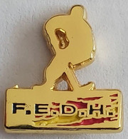 Real Federación Española De Hockey Spain ICE HOCKEY Federation Spanish Ice Sports Federation PINS A10/4 - Sports D'hiver