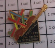 512g2 Pin's Pins / Beau Et Rare / MUSIQUE / VIOLON FESTIVAL DES CORDES Sans Pendus ! Vosges Grand-Est MIRECOURT - Musique