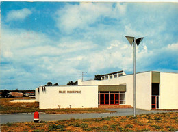 Montendre Les Pins * Village De Vacances Municipal * La Salle Des Fêtes Municipale - Montendre